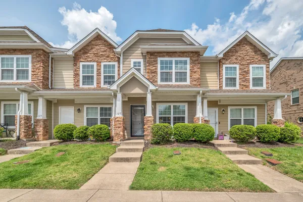 $265,000 | 127 Cobblestone Pl Drive, Goodlettsville, TN 37072