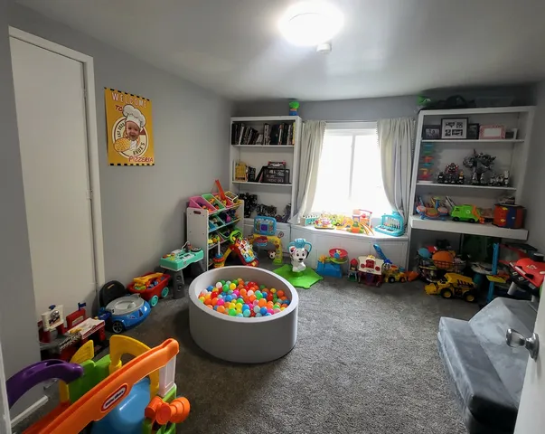 $200,000 | 623 South Yates Avenue, Kankakee, IL 60901