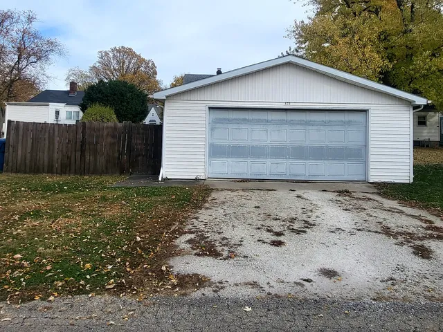 $200,000 | 623 South Yates Avenue, Kankakee, IL 60901
