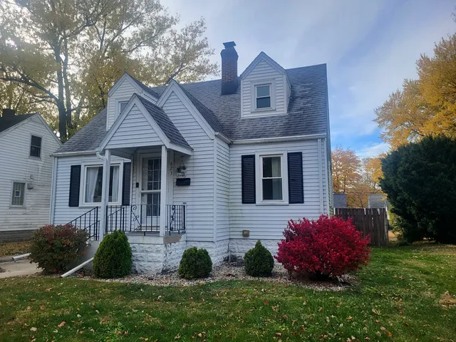 $200,000 | 623 South Yates Avenue, Kankakee, IL 60901