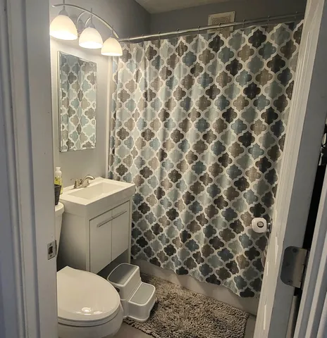 $200,000 | 623 South Yates Avenue, Kankakee, IL 60901