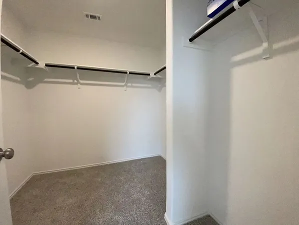 $2,230 | 125 Madrid, Kyle, TX 78640