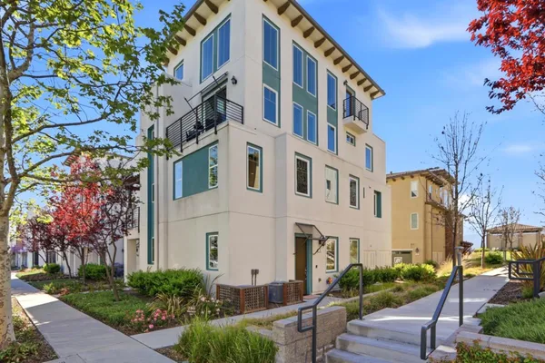 $1,098,888 | 280 William Manly Street, Unit 5, San Jose, CA 95136