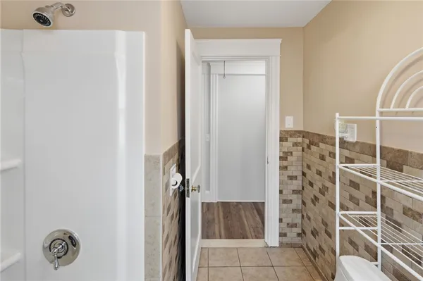 $2,600 | 67 Fred Street, Pawtucket, RI 02860