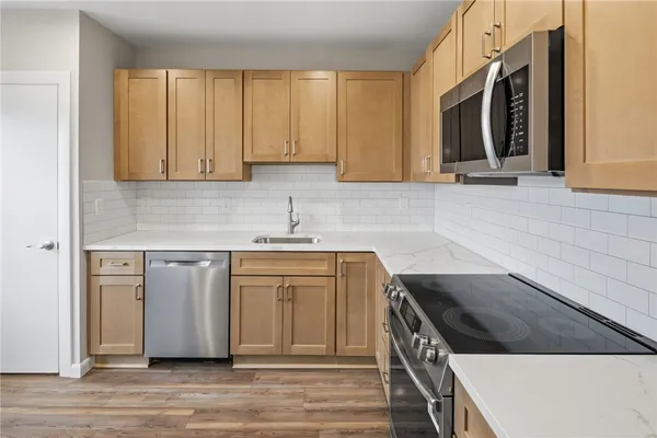 $2,600 | 67 Fred Street, Pawtucket, RI 02860
