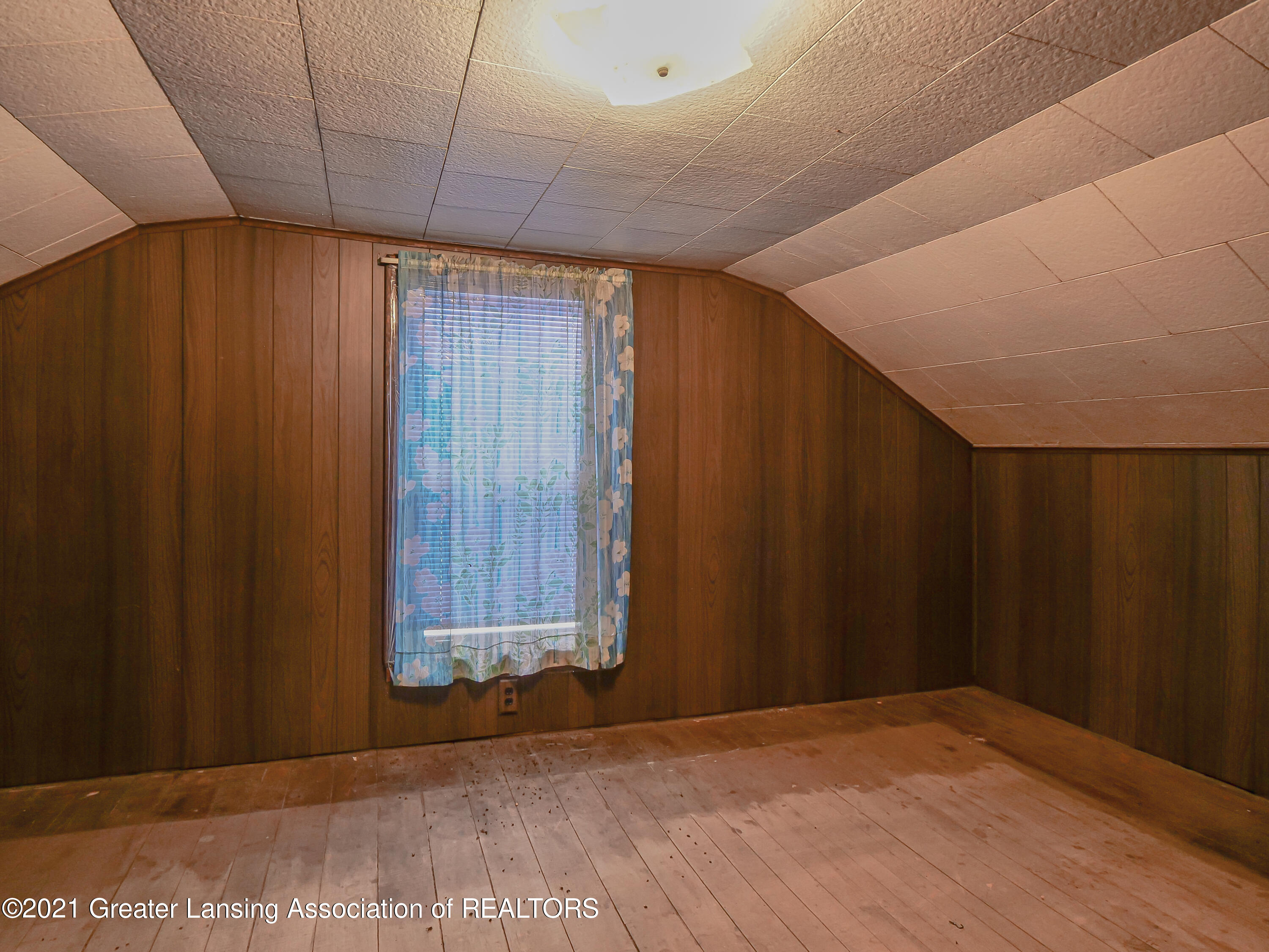 6135 Otto Road Charlotte, MI 48813 - Photo 10 of 23 6135_Otto_rd-9