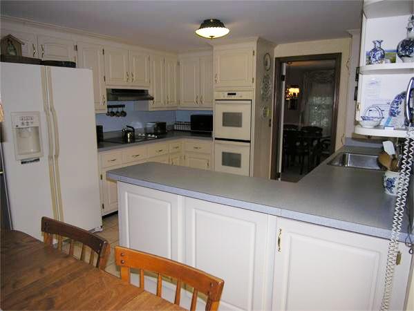 183 Elmwood Road Needham, MA 02492 - Photo 8 of 29 Gallery Image 8