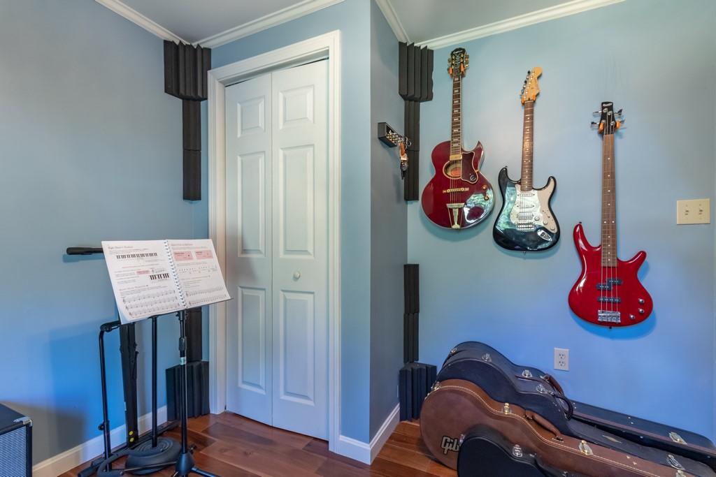 667 Bog Road Hermon, ME 04401 - Photo 37 of 37 667 Bog Road Interiors-23 (Copy)
