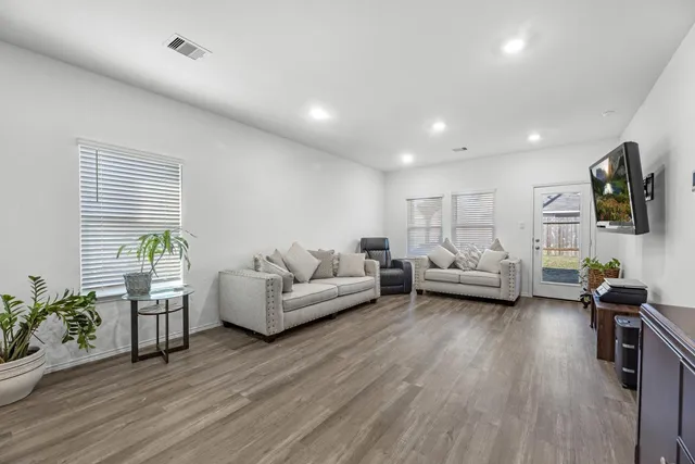 $2,300 | 23815 Desert Brush Ct Spring, Spring, TX 77373