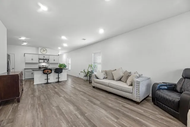 $2,300 | 23815 Desert Brush Ct Spring, Spring, TX 77373