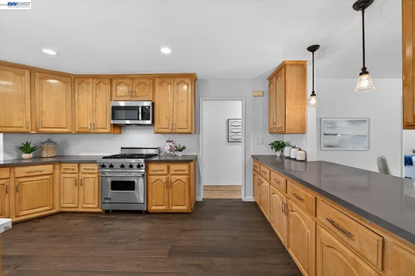 $1,149,000 | 843 Jensen Street, Livermore, CA 94550