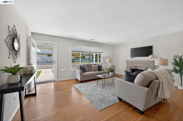 $1,149,000 | 843 Jensen Street, Livermore, CA 94550