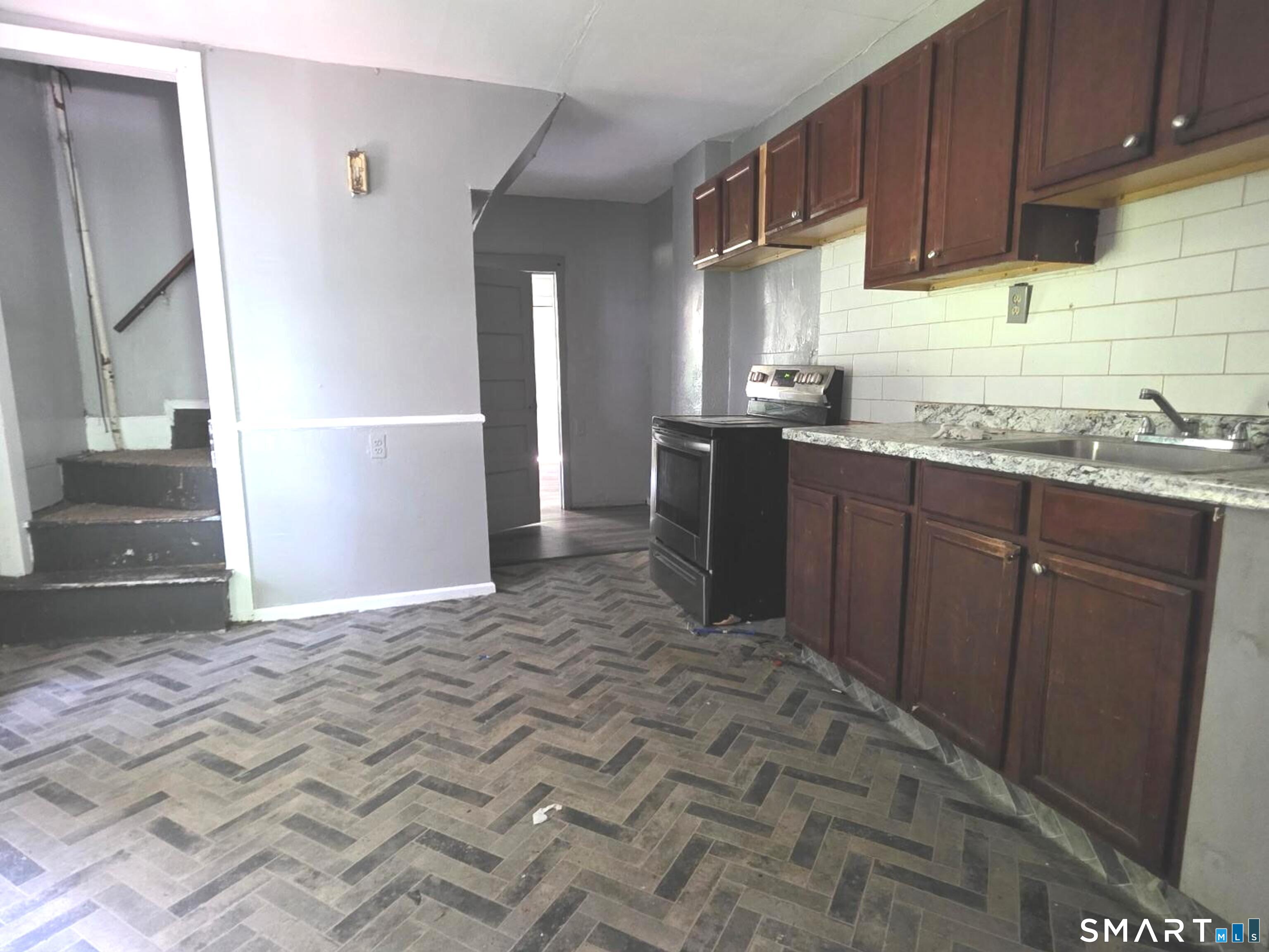 17 Hawthorne Terrace Torrington, CT 06790 - Photo 5 of 27 Right side Kitchen