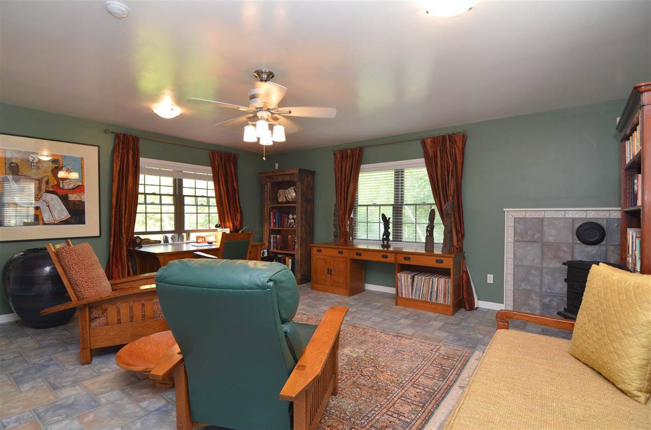 135 Ridge Road New London, NH 03257 - Photo 12 of 32