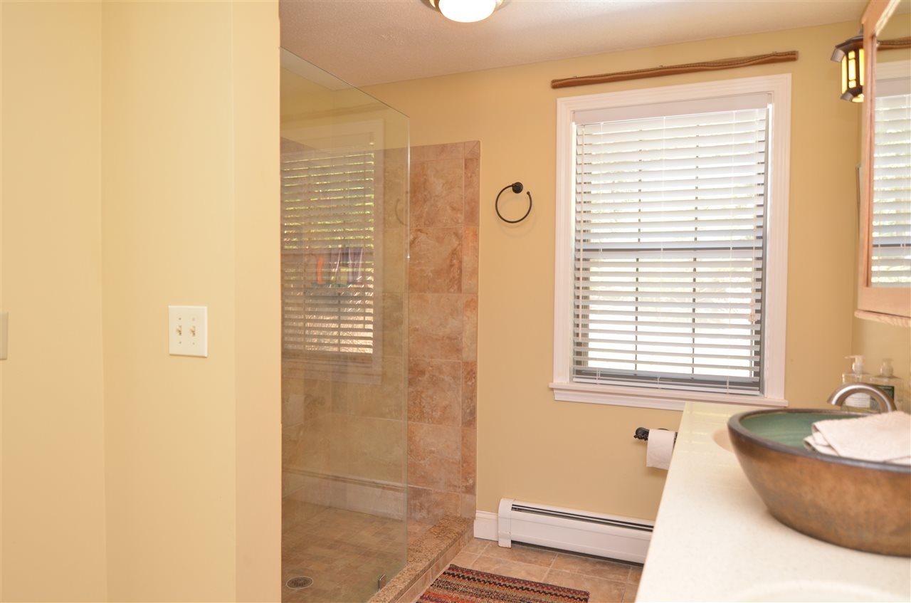 135 Ridge Road New London, NH 03257 - Photo 17 of 32
