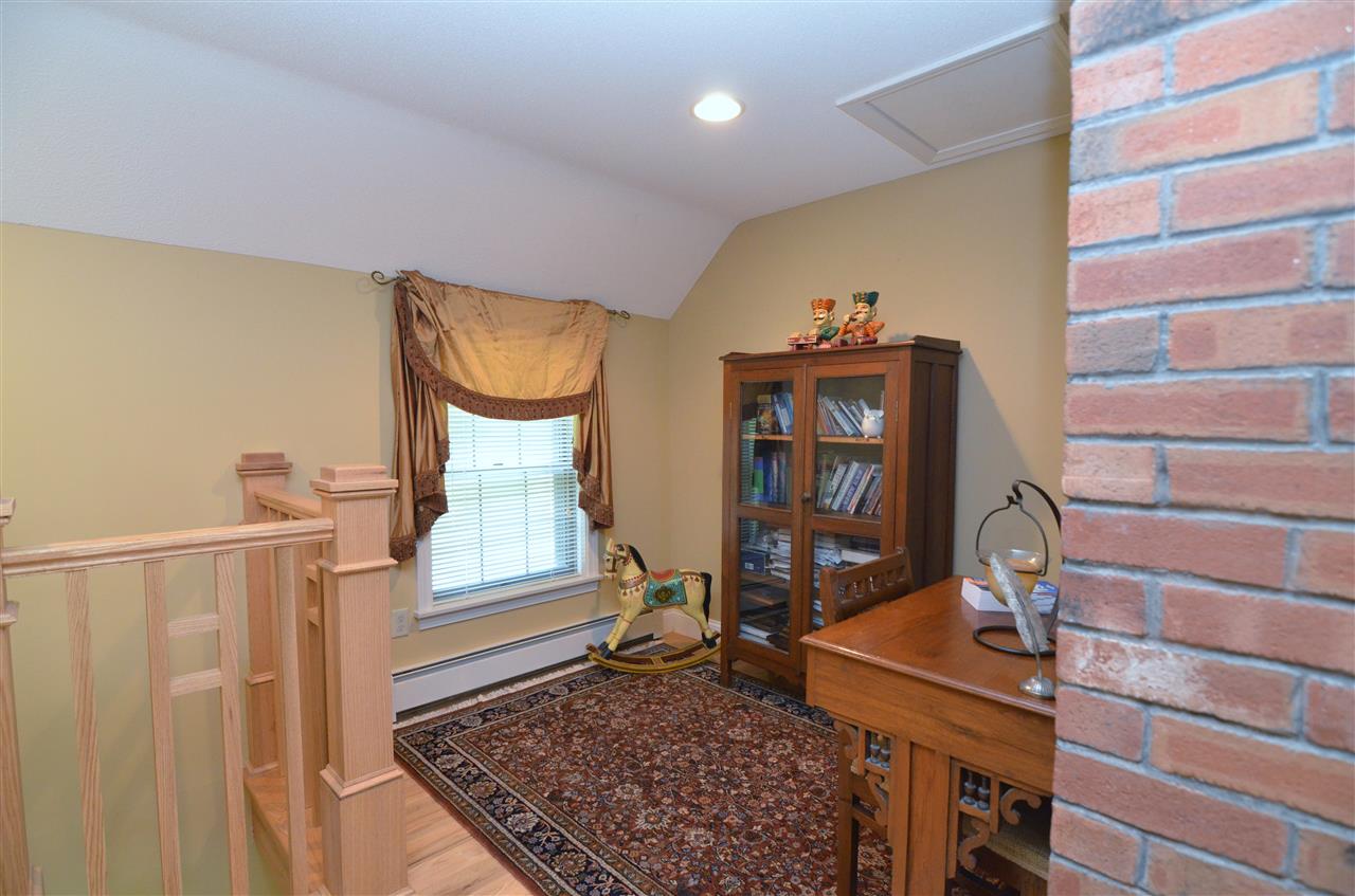 135 Ridge Road New London, NH 03257 - Photo 20 of 32