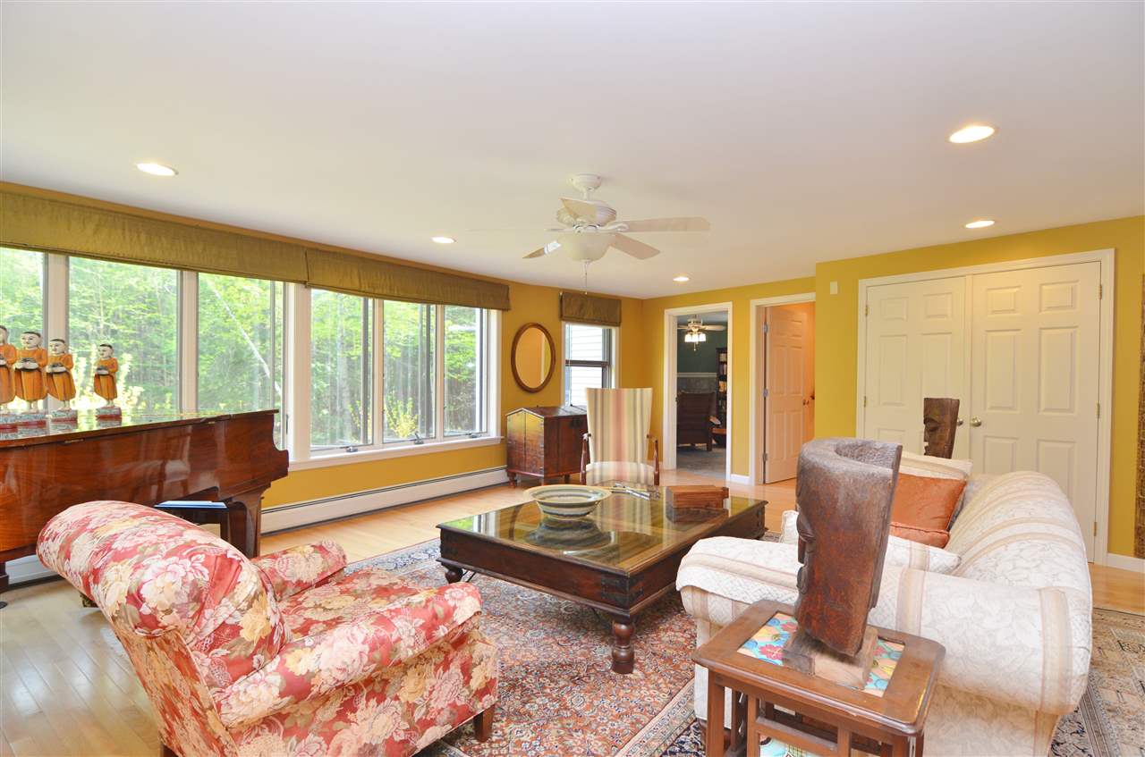 135 Ridge Road New London, NH 03257 - Photo 4 of 32