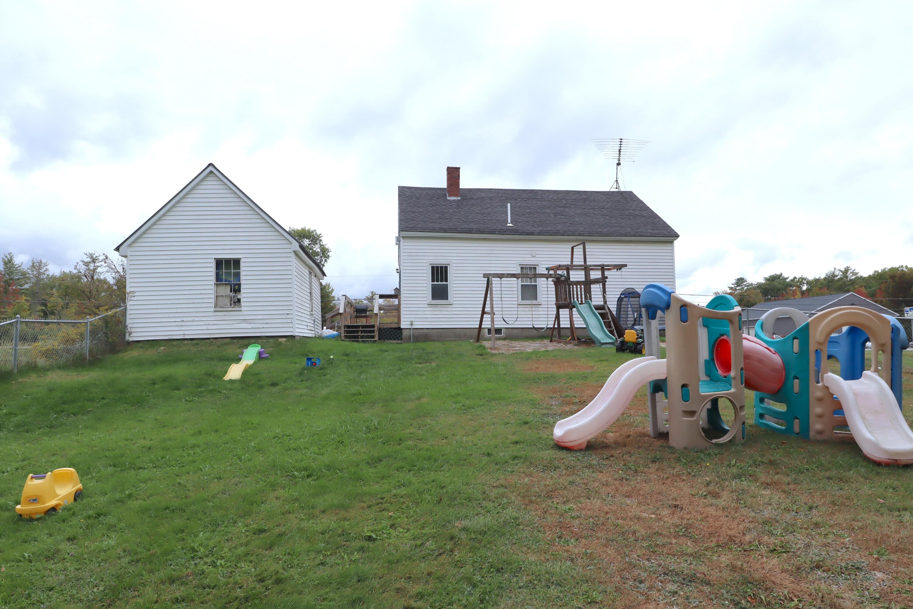 1106 China Road Winslow, ME 04901 - Photo 5 of 27 IMG_0774