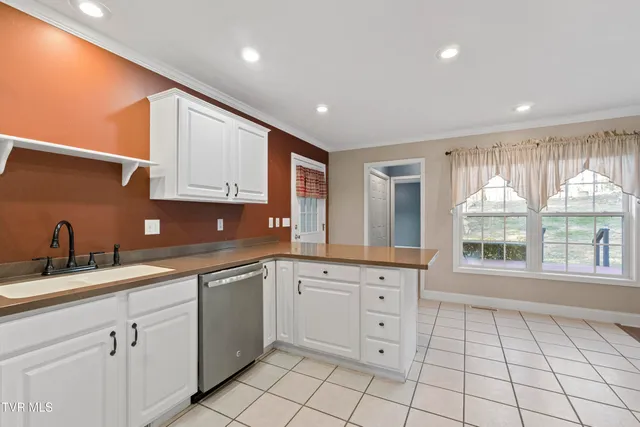 $369,900 | 32 Capri Drive, Greeneville, TN 37745