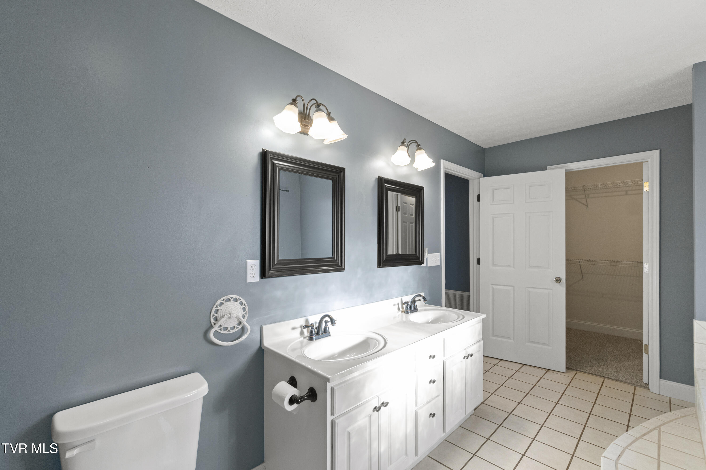 32 Capri Drive Greeneville, TN 37745 - Photo 46 of 47 DSC06247