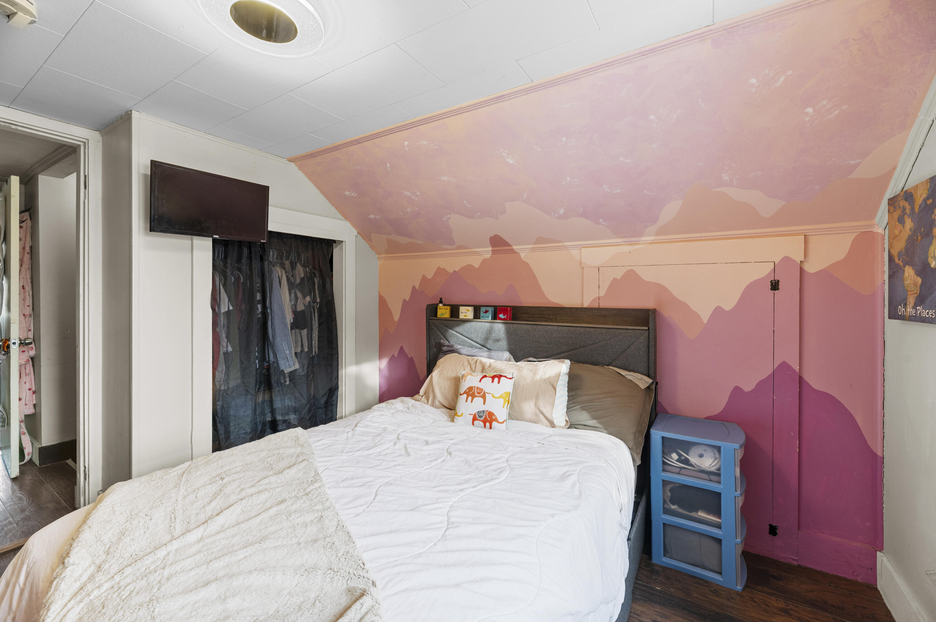 14 Mathews Avenue Waterville, ME 04901 - Photo 15 of 26 15 Bedroom 3