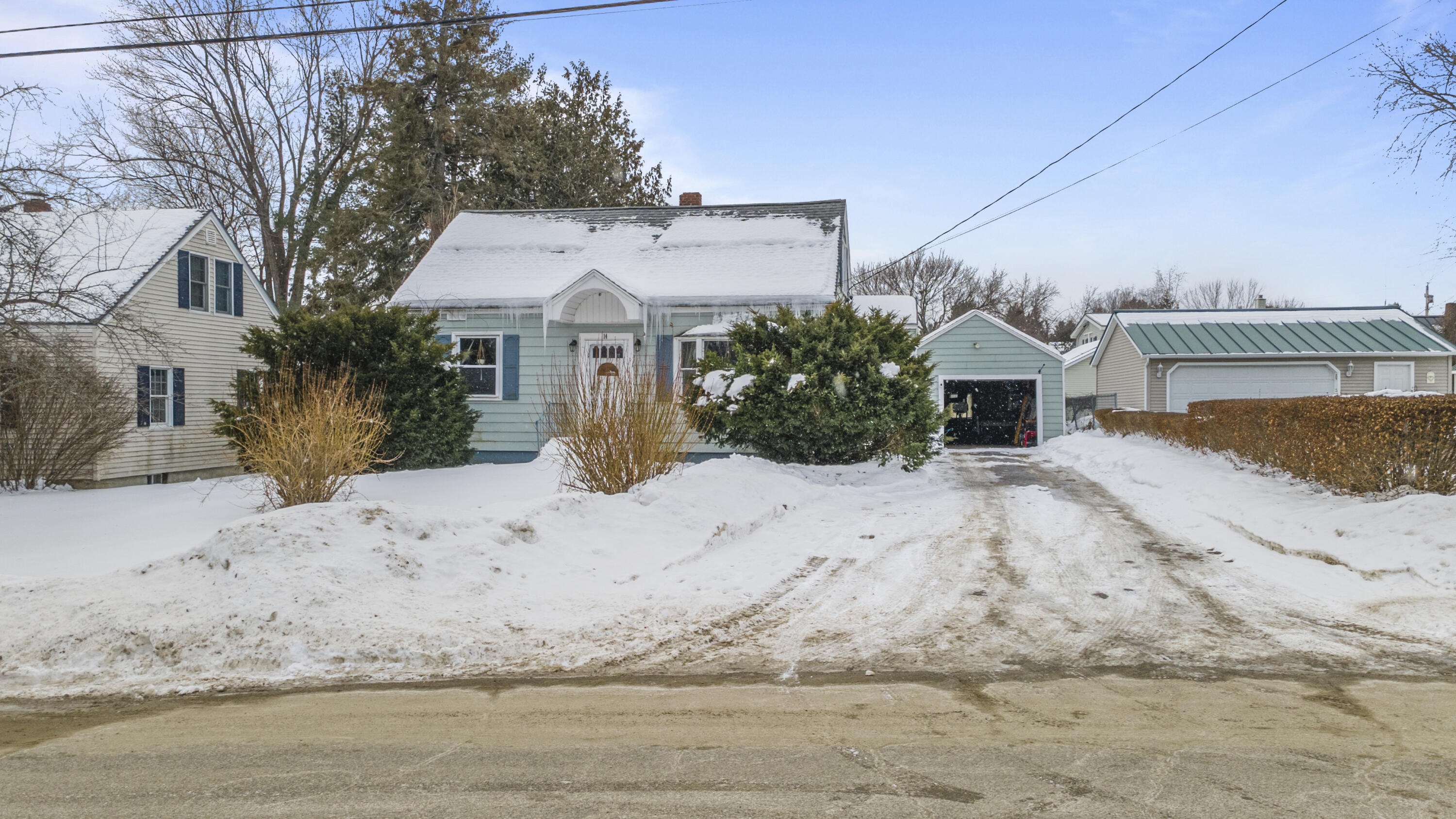 14 Mathews Avenue Waterville, ME 04901 - Photo 20 of 26 20 Exterior Front