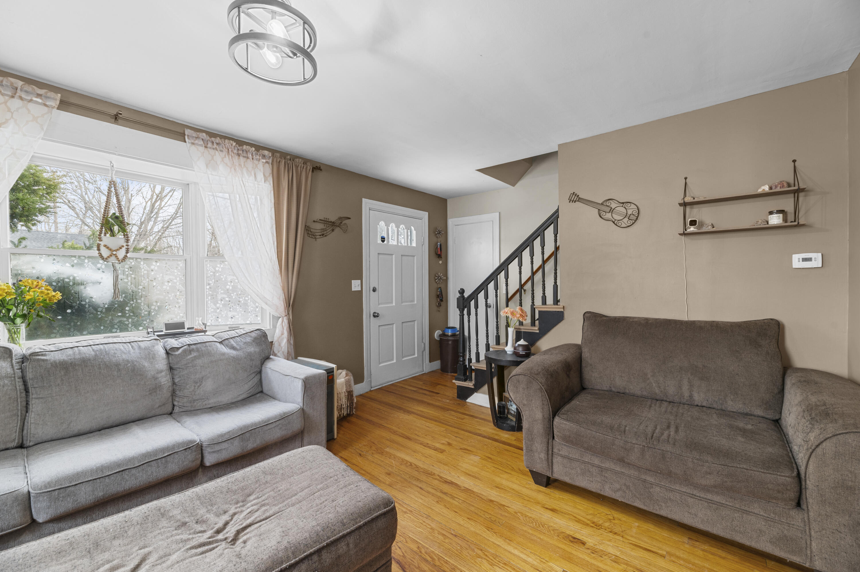 14 Mathews Avenue Waterville, ME 04901 - Photo 8 of 26 08 Living Room