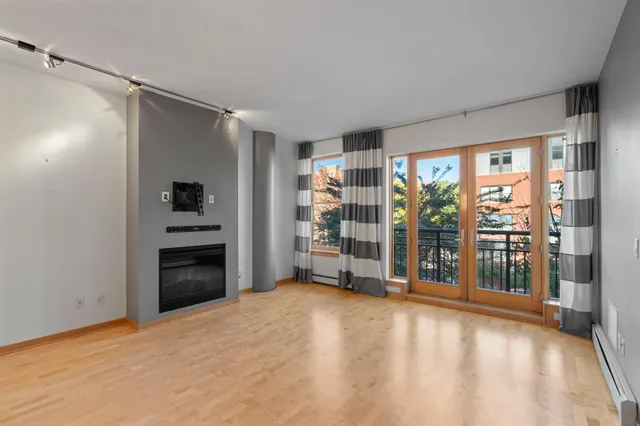 $2,995 | 401 North 2nd Street, Unit 220, Minneapolis, MN 55401