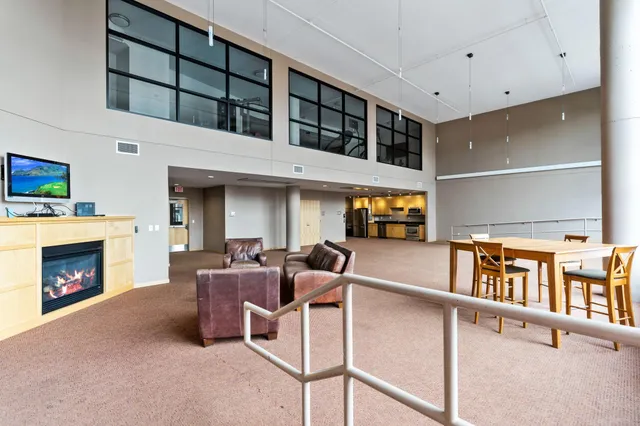 $2,995 | 401 North 2nd Street, Unit 220, Minneapolis, MN 55401