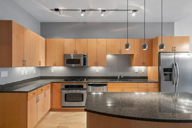 $2,995 | 401 North 2nd Street, Unit 220, Minneapolis, MN 55401