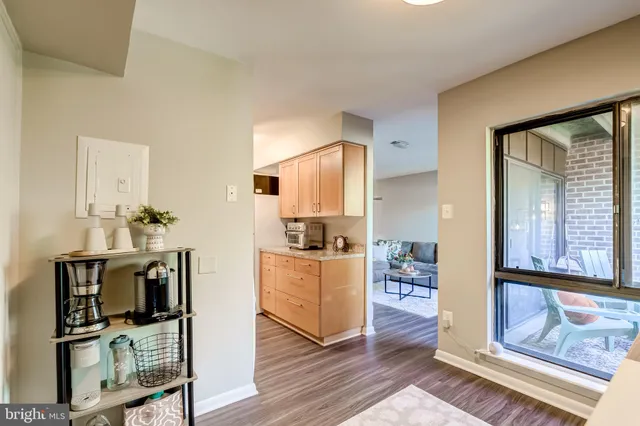 $2,200 | 11260 Chestnut Grove Square, Unit 339, Reston, VA 20190