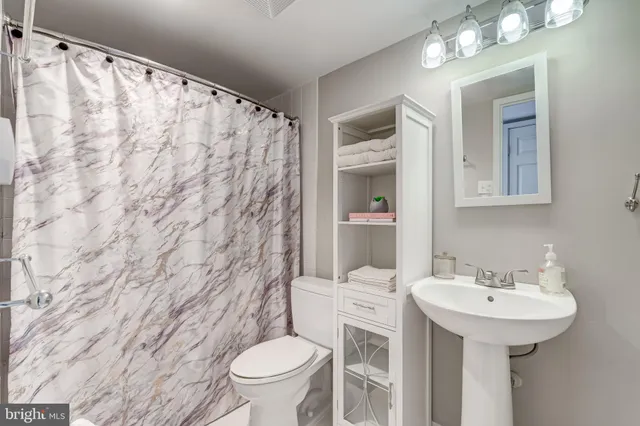 $2,200 | 11260 Chestnut Grove Square, Unit 339, Reston, VA 20190