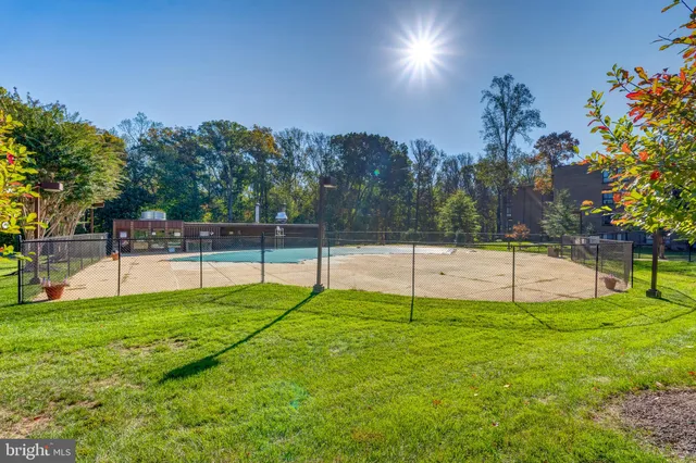 $2,200 | 11260 Chestnut Grove Square, Unit 339, Reston, VA 20190