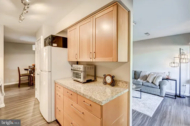 $2,200 | 11260 Chestnut Grove Square, Unit 339, Reston, VA 20190