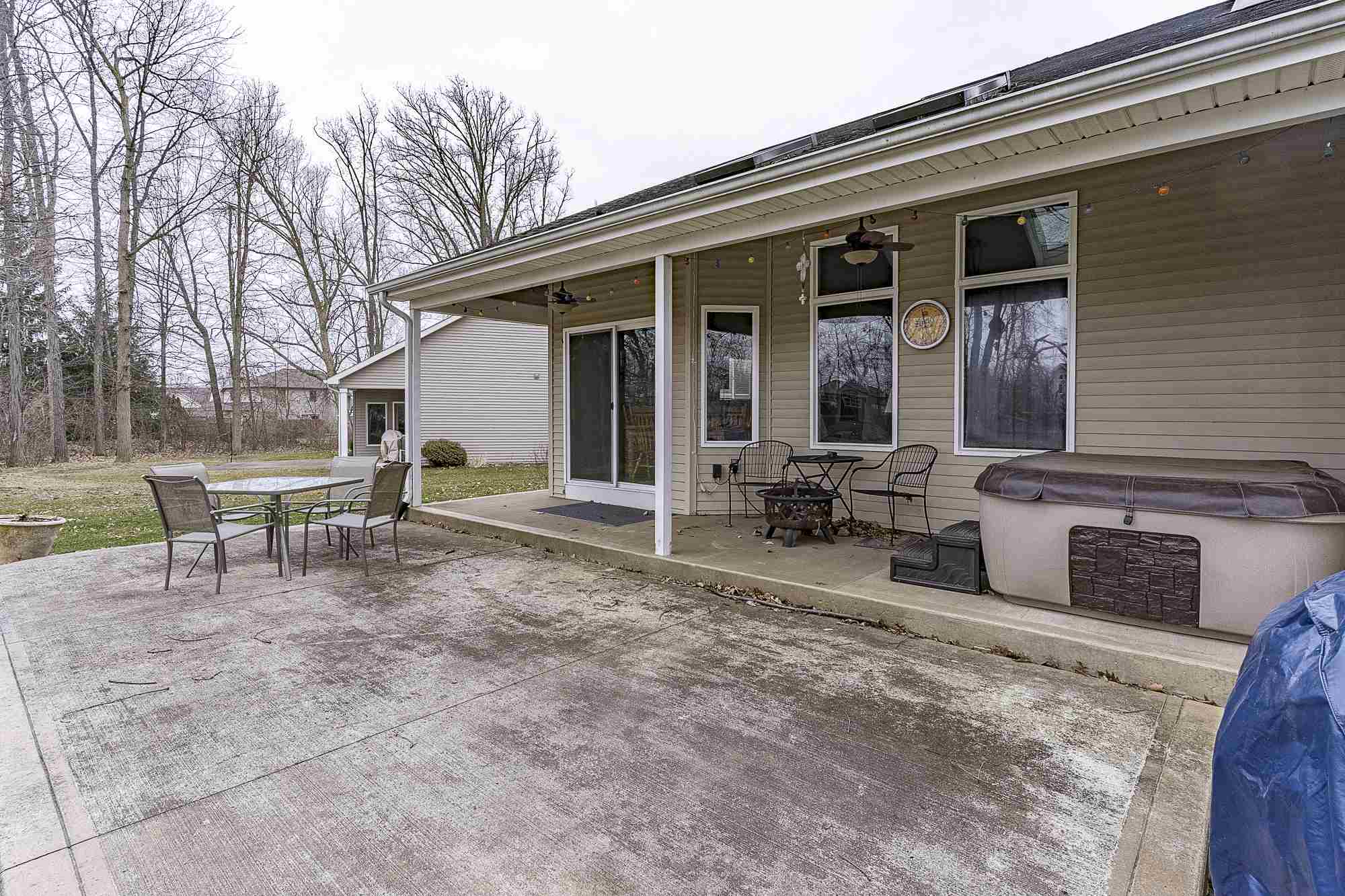 9032 Pretty Ridge Court Fort Wayne, IN 46825 - Photo 32 of 35