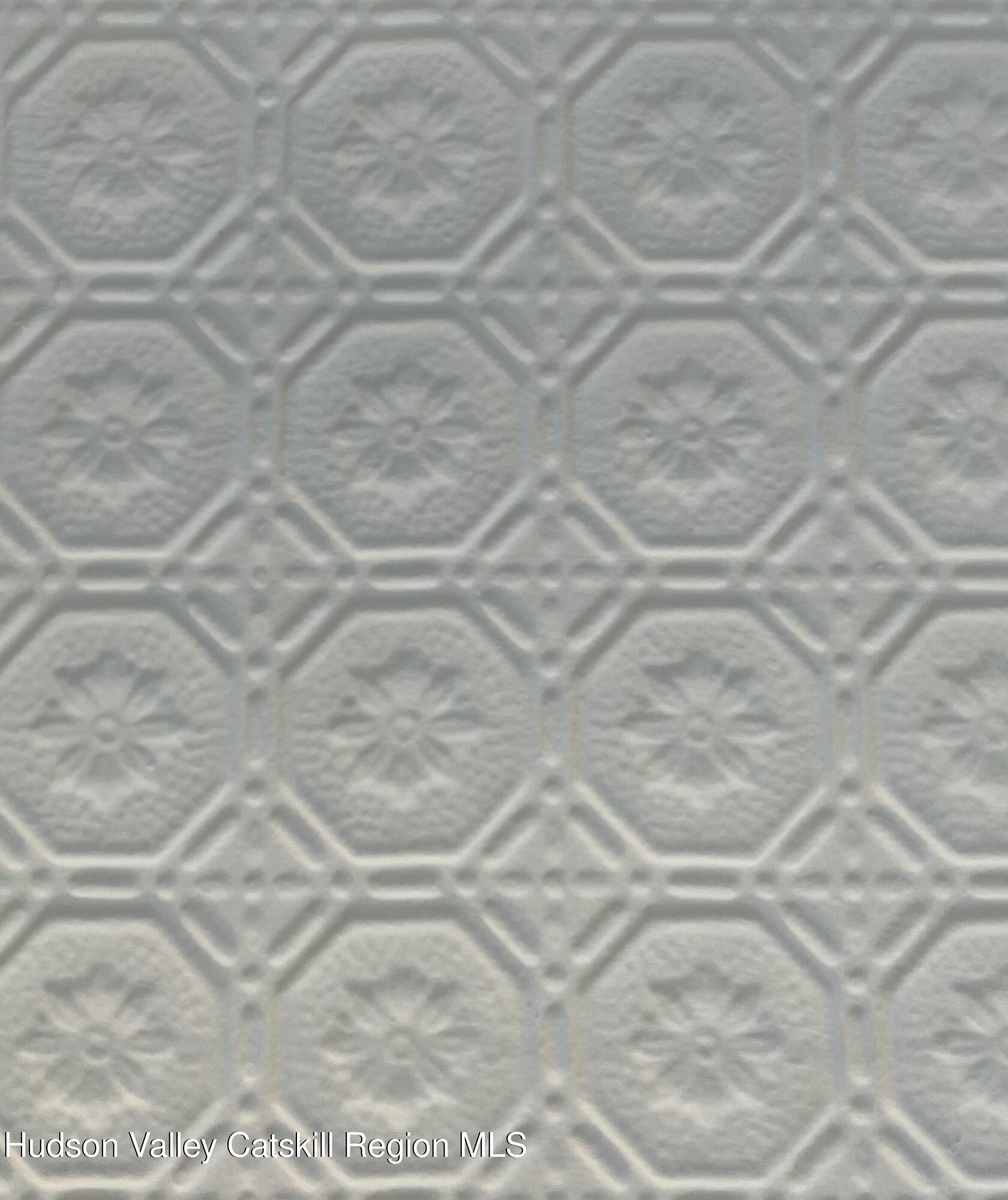 91 Broadway, Unit #2 Kingston, NY 12401 - Photo 13 of 14 a close up of a white marble wall