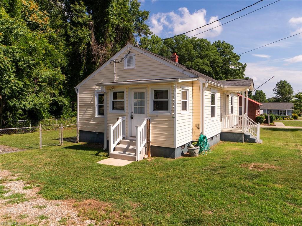 415 North First Street Mebane, NC 27302 - Photo 3 of 38