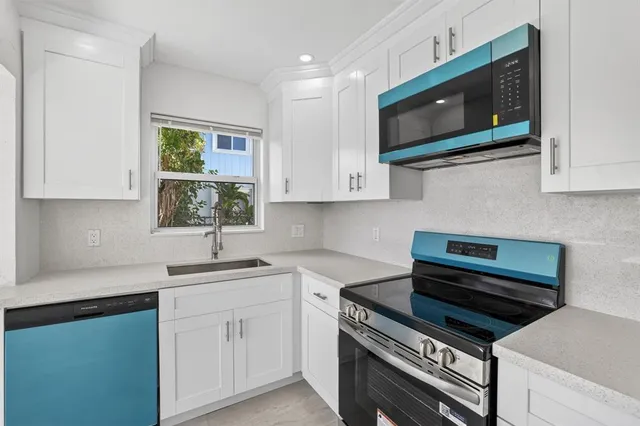 a view of walk in closet