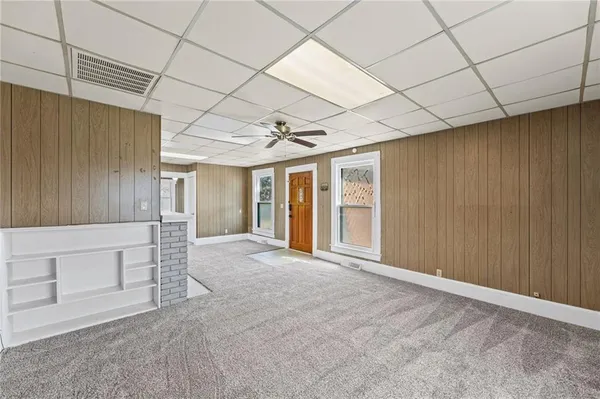 $99,000 | 702 North Kentucky Street, Iola, KS 66749