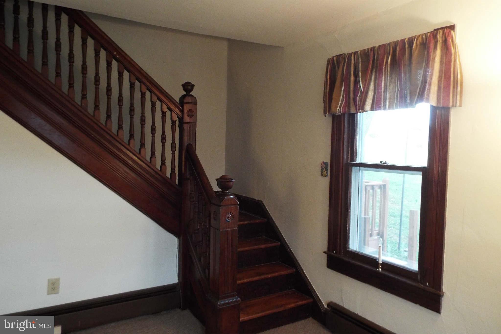 2822 Snydersburg Road Hampstead, MD 21074 - Photo 6 of 27 Living Room