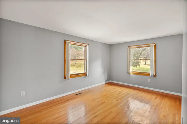 $1,200,000 | 375 7 Ponds Road, Amissville, VA 20106