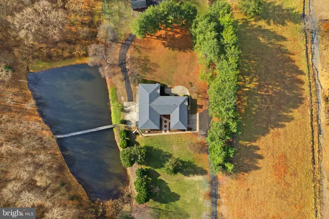 $1,200,000 | 375 7 Ponds Road, Amissville, VA 20106