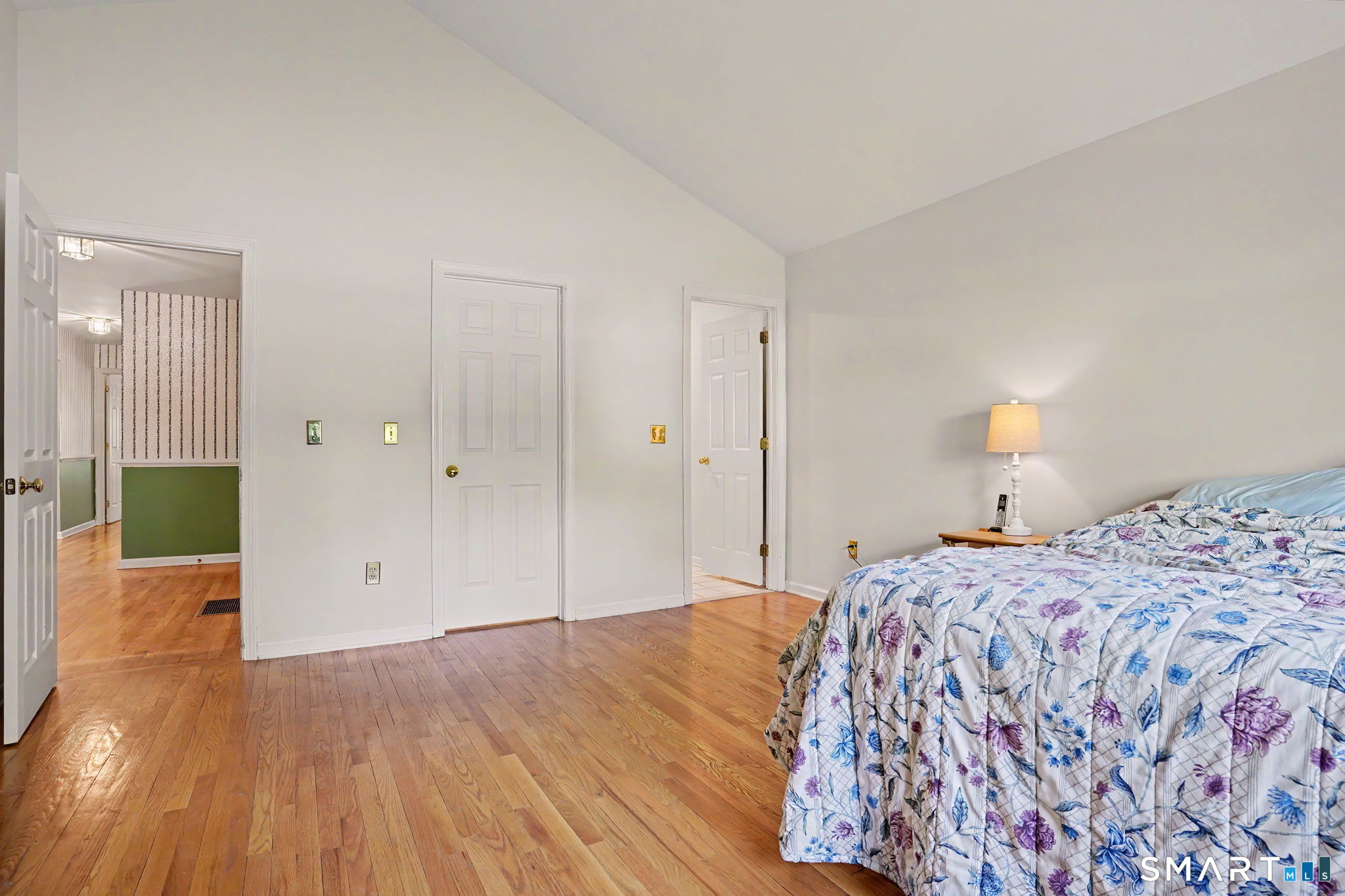 29 Greystone, Unit 29 Shelton, CT 06484 - Photo 18 of 36 Spacious Bedroom #2 with full private Bath - on Main Level
