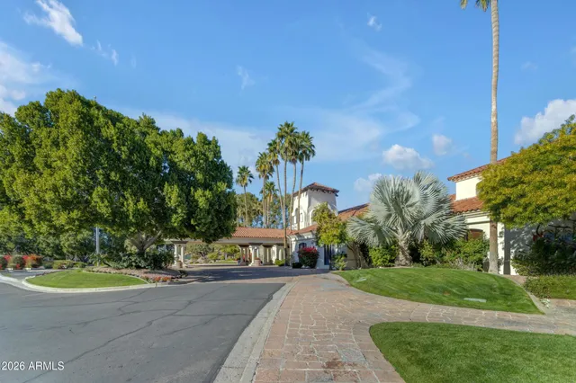 $600,000 | 2333 East Egret Court, Gilbert, AZ 85234
