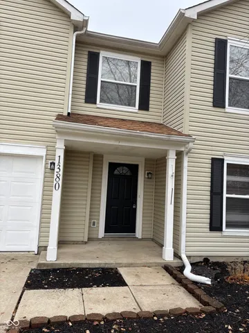 $1,995 | 1380 King Maple Drive, Greenfield, IN 46140