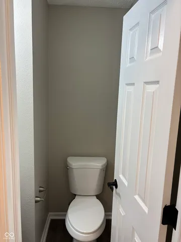 $1,995 | 1380 King Maple Drive, Greenfield, IN 46140