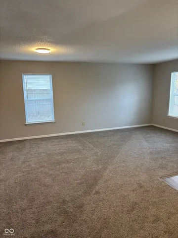 $1,995 | 1380 King Maple Drive, Greenfield, IN 46140