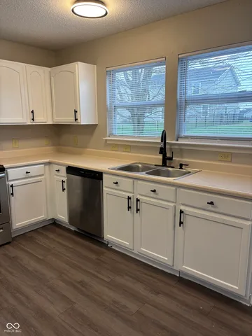 $1,995 | 1380 King Maple Drive, Greenfield, IN 46140