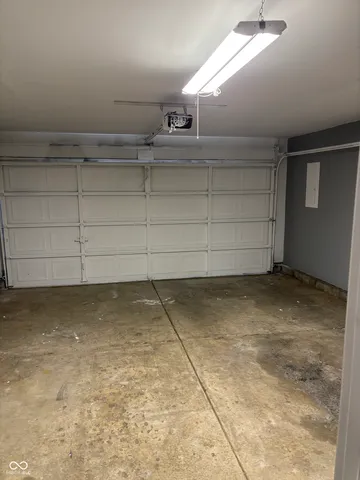 $1,995 | 1380 King Maple Drive, Greenfield, IN 46140