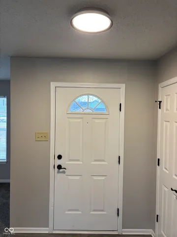 $1,995 | 1380 King Maple Drive, Greenfield, IN 46140